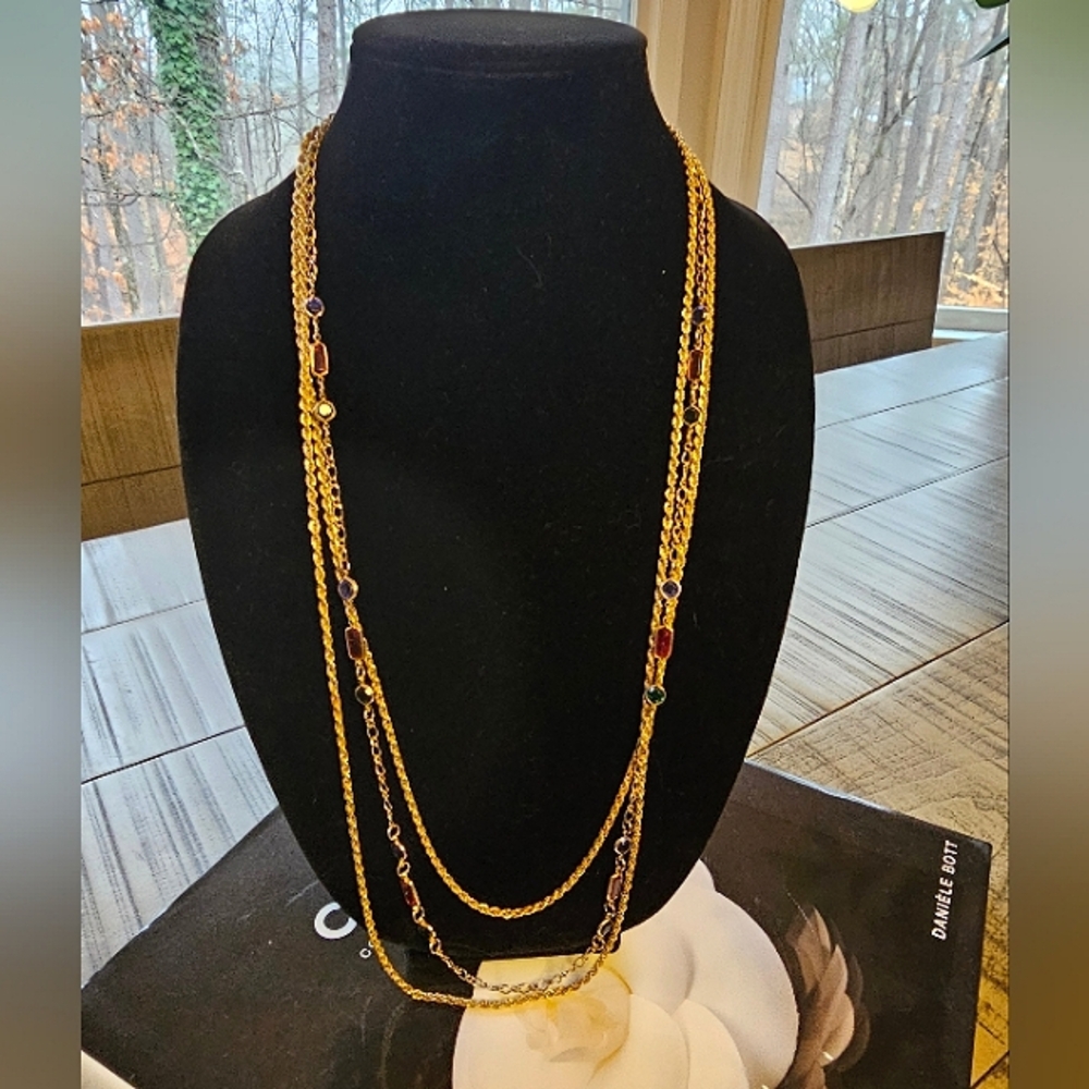 Elegant Vintage Gold Multicolor Cabochon Necklace